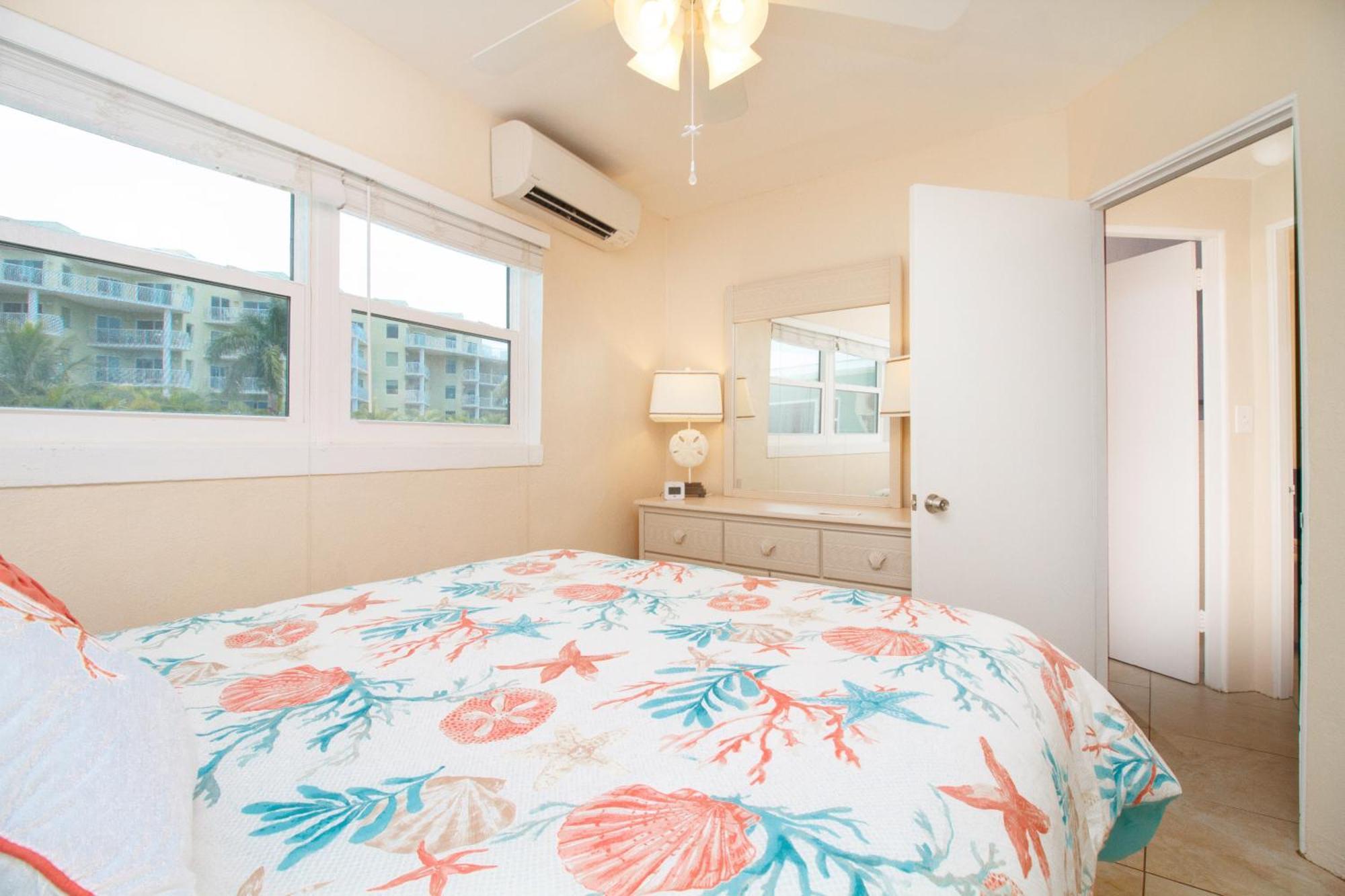 Tropic Terrace #41 - Beachfront Resort St. Pete Beach Buitenkant foto