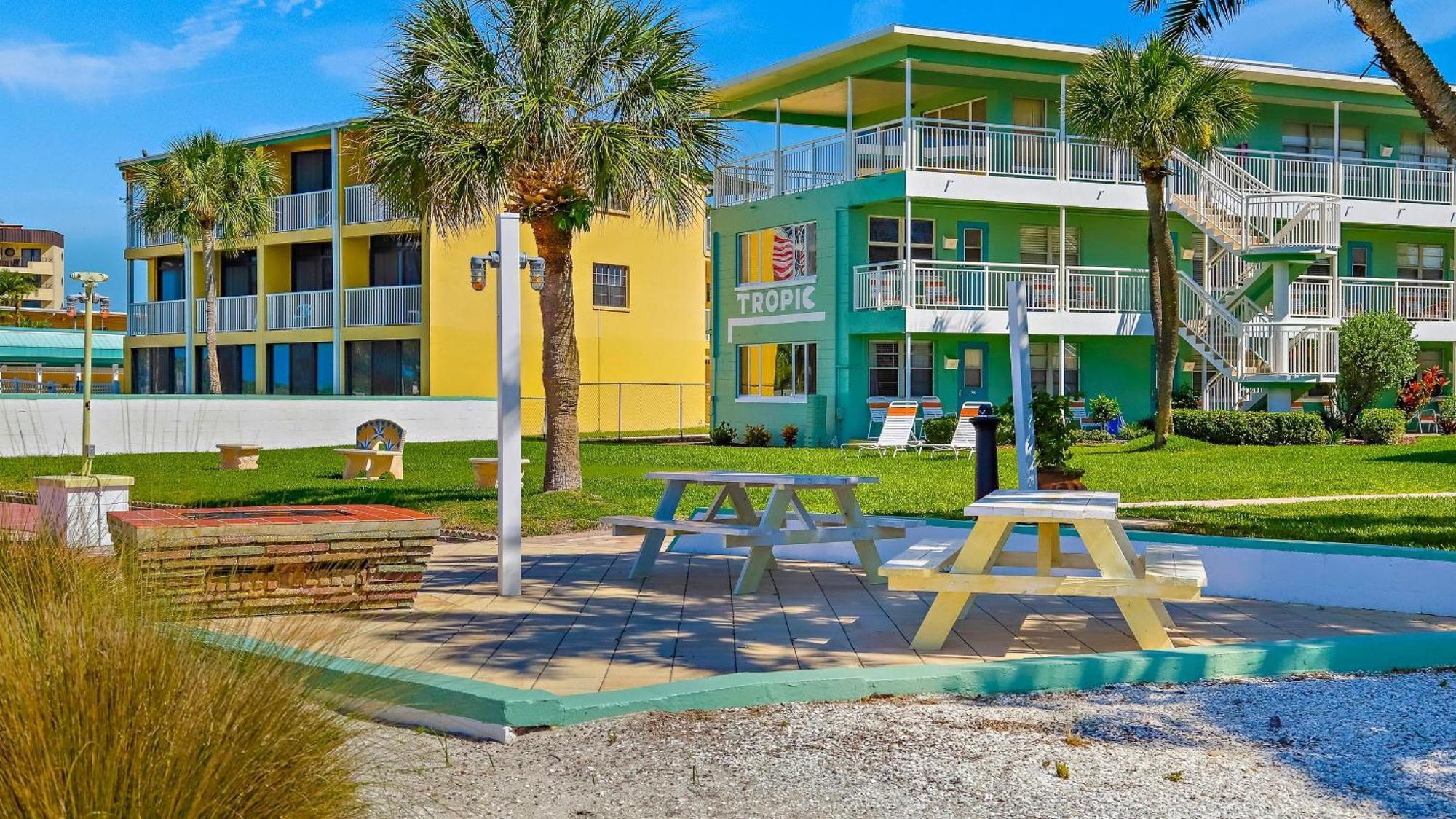 Tropic Terrace #41 - Beachfront Resort St. Pete Beach Buitenkant foto