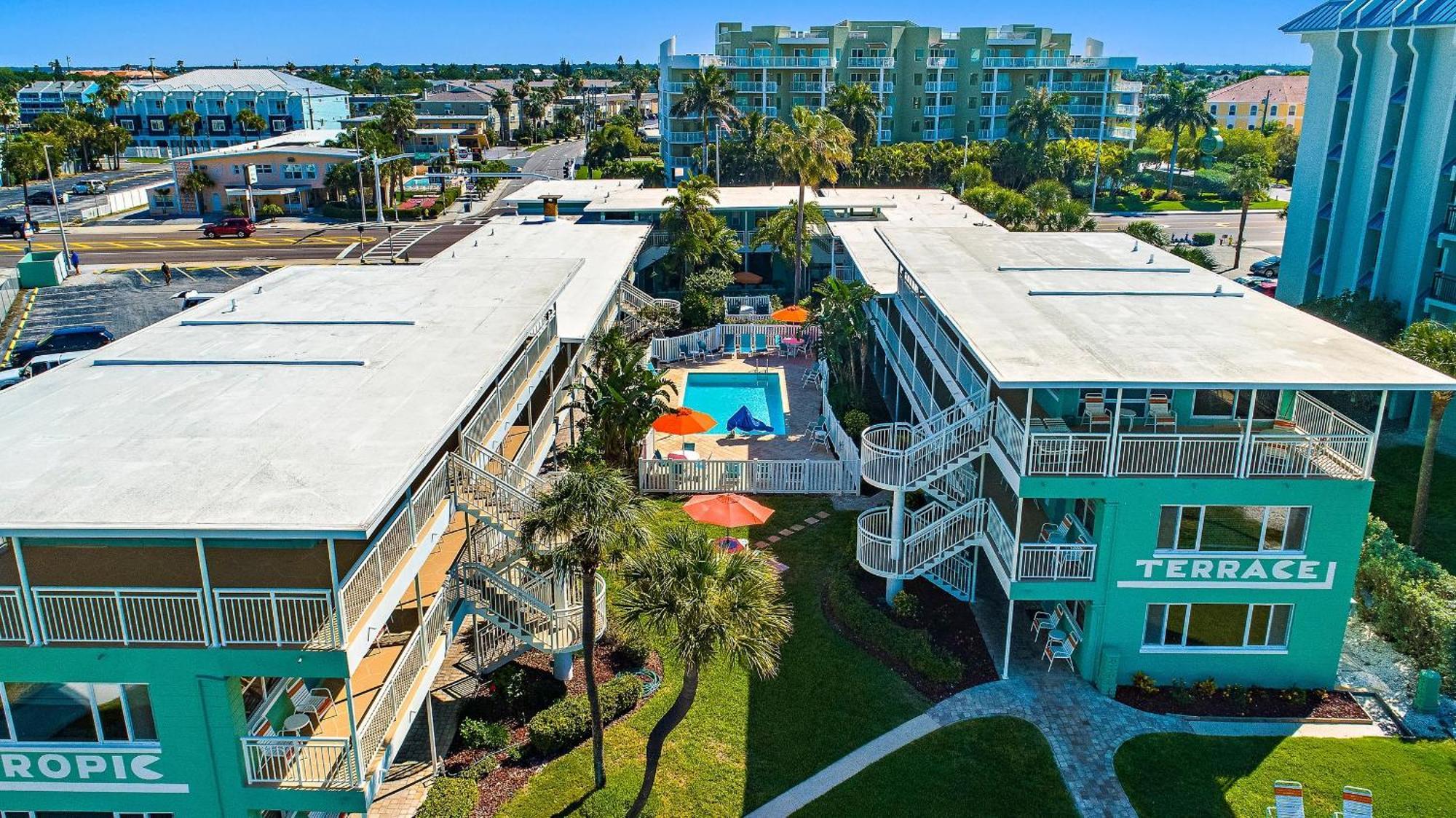 Tropic Terrace #41 - Beachfront Resort St. Pete Beach Buitenkant foto