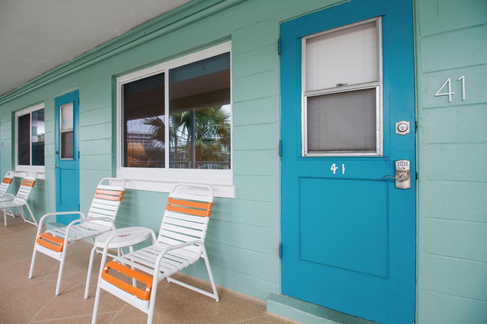 Tropic Terrace #41 - Beachfront Resort St. Pete Beach Buitenkant foto