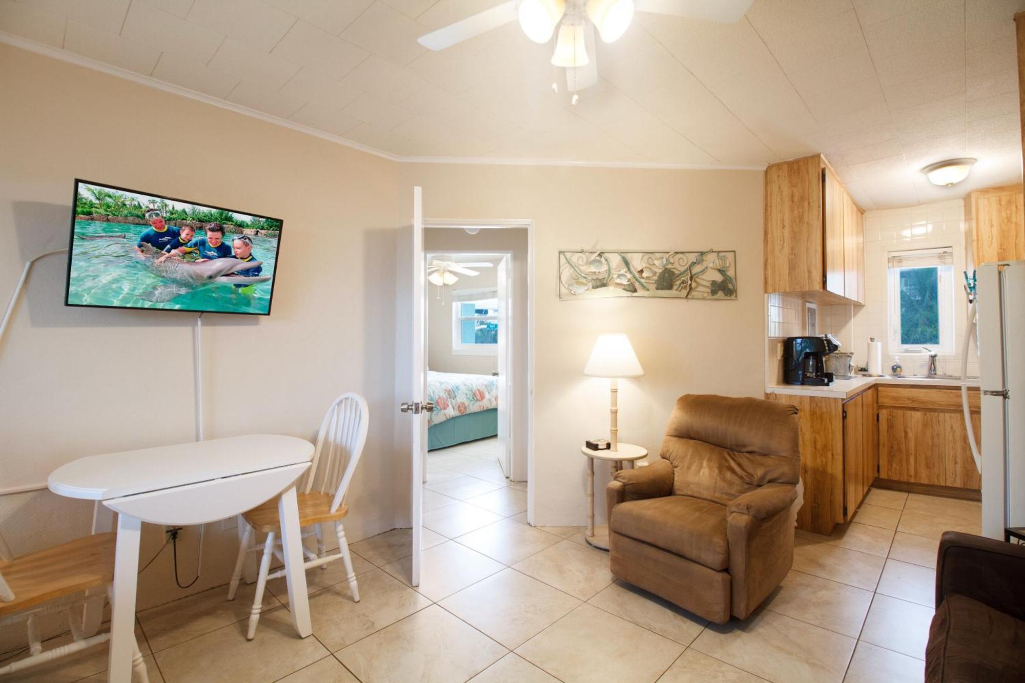 Tropic Terrace #41 - Beachfront Resort St. Pete Beach Buitenkant foto